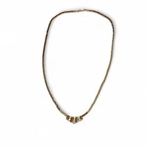 Vintage gold tone 16 inch necklace with crystal accent‎